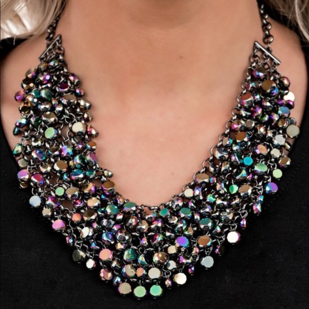 COPY - Paparazzi Zi necklace Vivacious Oil Spill Color Changing Multichrome Jew…